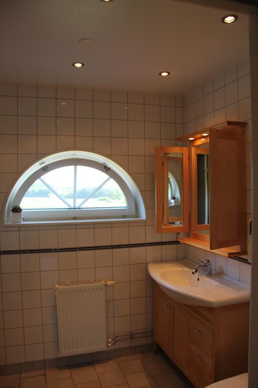 Overgrans Jordbruk Otel Bålsta Oda fotoğraf